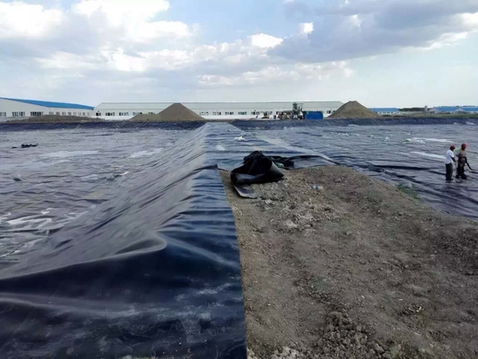 Прочность на растяжение 0.8mm до 2mm коррозионностойкого вкладыша PVC Geomembrane высокая