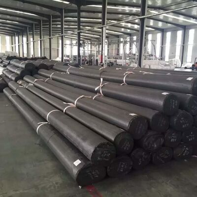 Геомембрана из ПНД с прочностью на разрыв ≥15 МПа, ширина от 1 до 12 метров, кислородный индекс ≥30%, долговечная водонепроницаемая мембрана