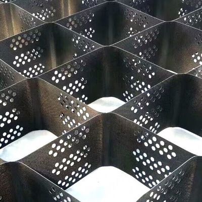 Пространство сварки 330 мм HDPE Geocell с гладкой текстурой или поверхностью типа соломы, отвечающей стандарту GB Идеальное для применения для укрепления грунта